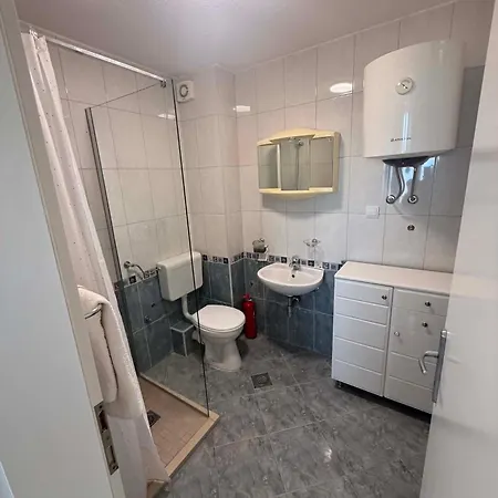 Melissa Apartment *